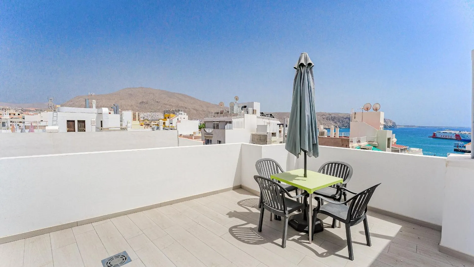 Few Steps From The Beach Hostel In Los Cristianos Arona   Arona (Tenerife)